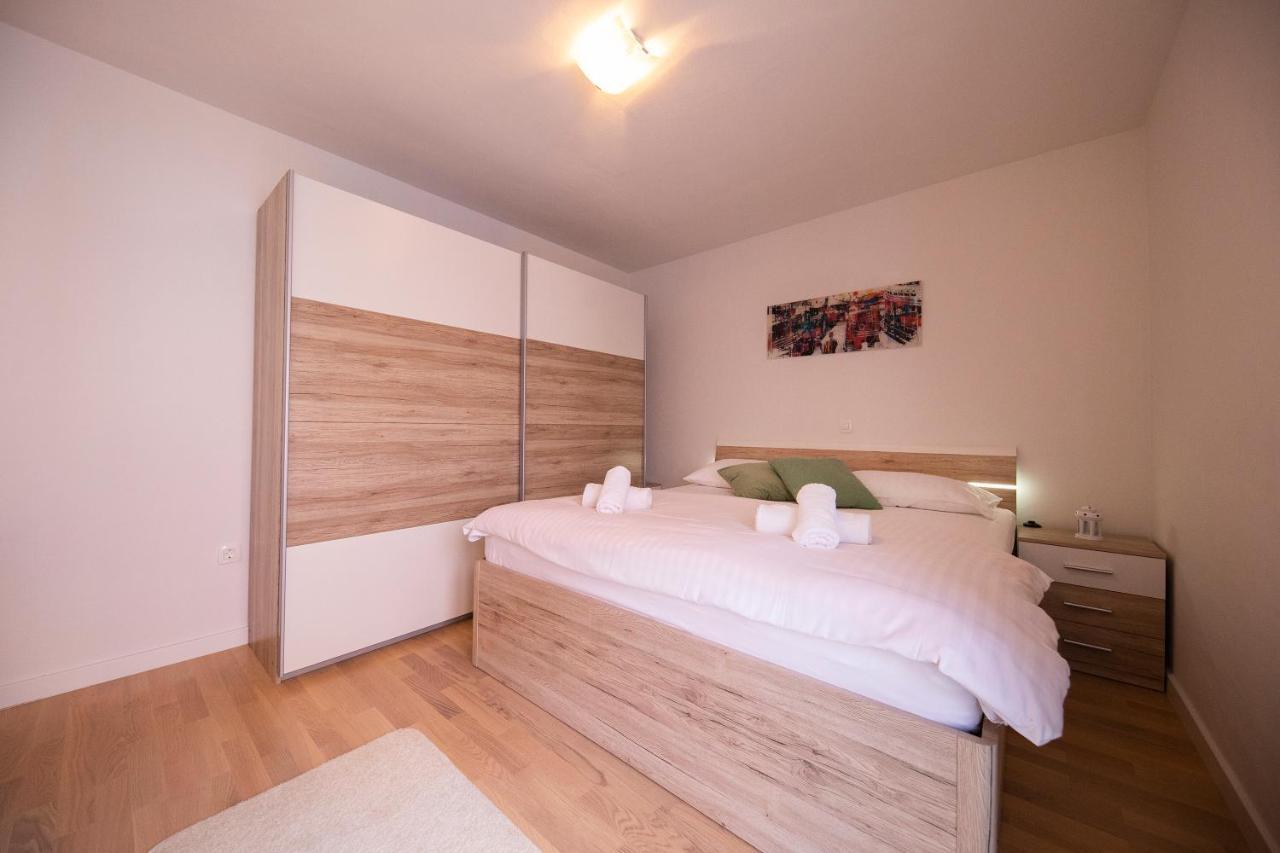 Appartamento Apartman 2 Relax Zara Esterno foto