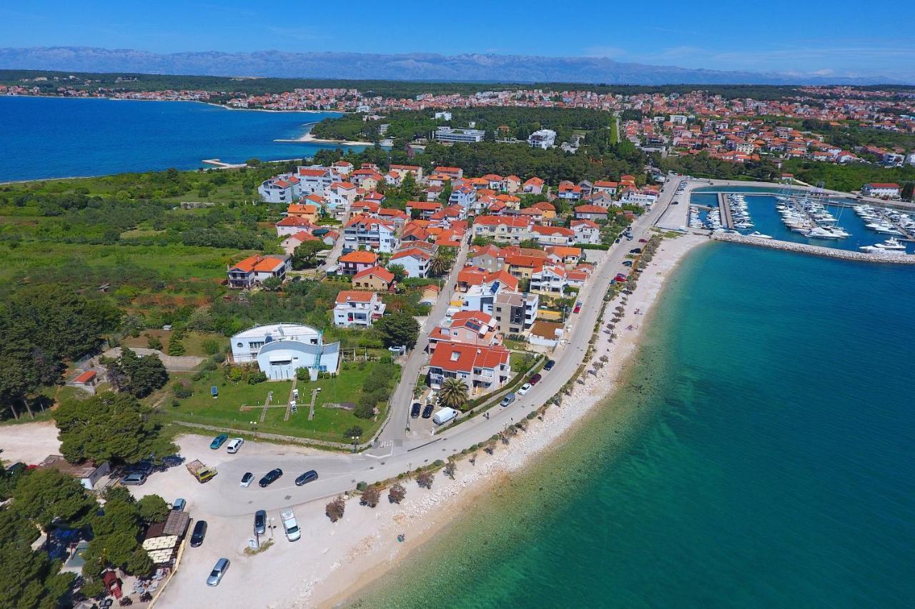 Appartamento Apartman 2 Relax Zara Esterno foto
